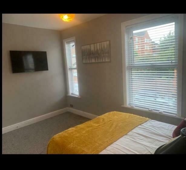 بنسيون Beautiful Stylish House Near Town Centre