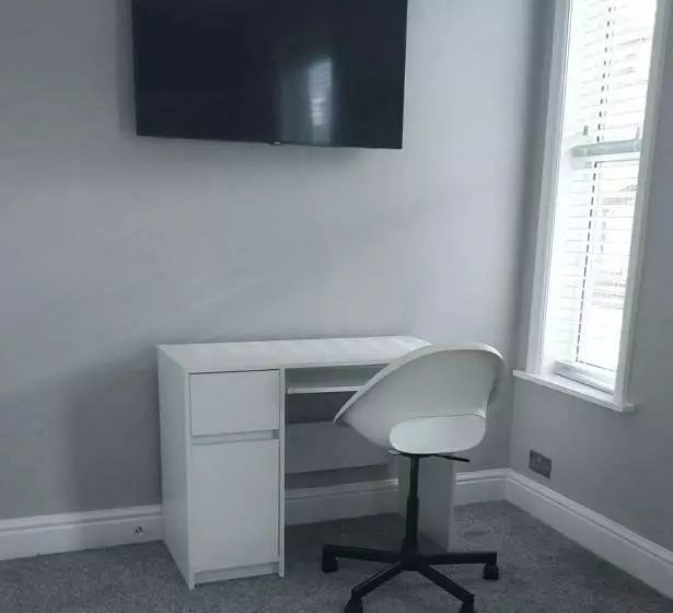 ペンション Beautiful Stylish House Near Town Centre