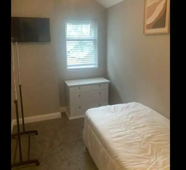 ペンション Beautiful Stylish House Near Town Centre