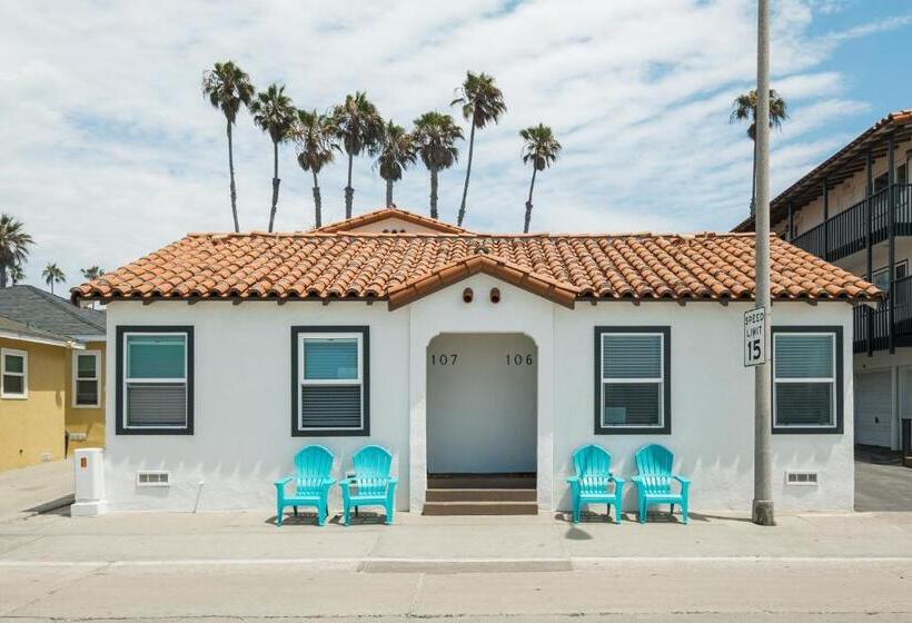 ホテル The Marbella