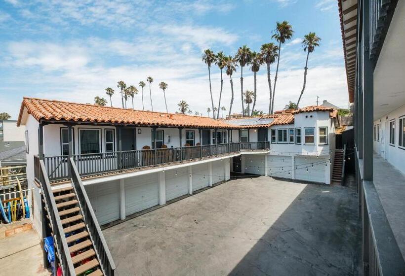 ホテル The Marbella