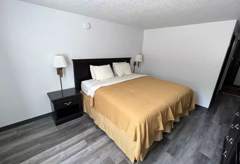 Motelli Dickinson Inn