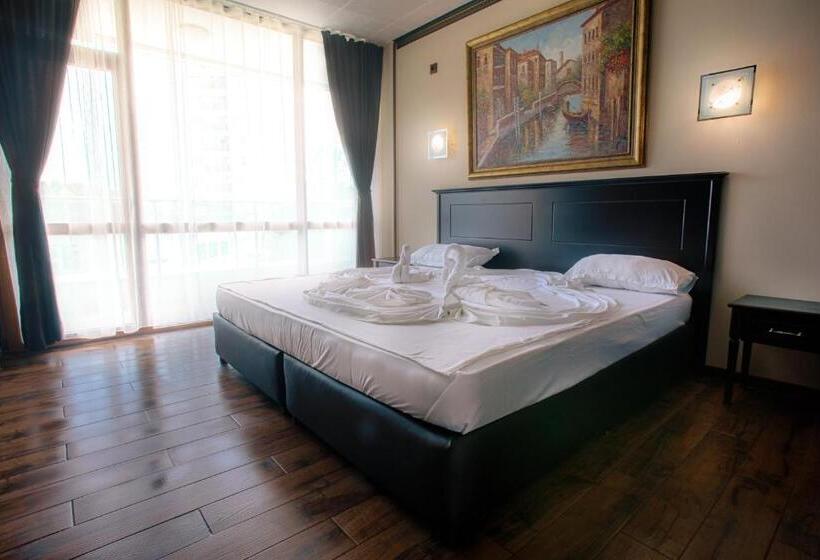 فندق китен бийч