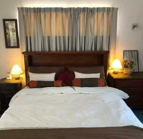 Aamiaismajoitus (B&B) A Cozy Room With It S Own Privacy