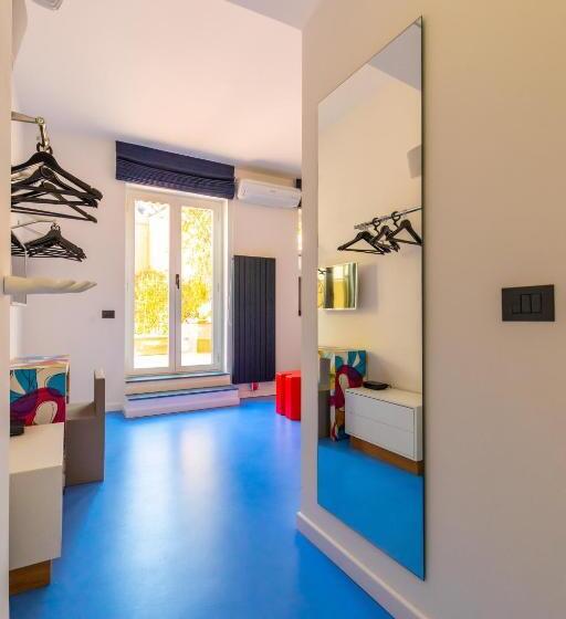 تختخواب و صبحانه Amana