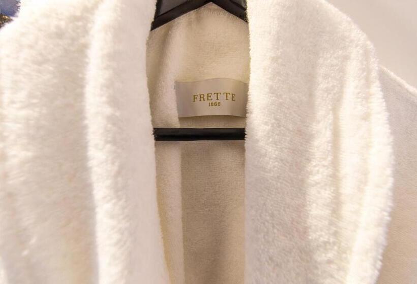 تختخواب و صبحانه Amana