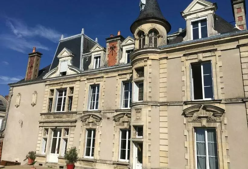 تختخواب و صبحانه Maison Prémartine