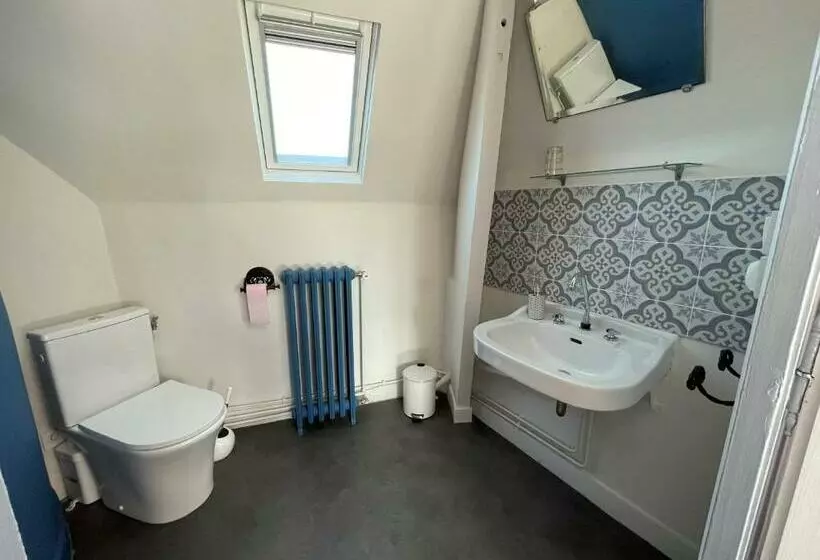 تختخواب و صبحانه Maison Prémartine