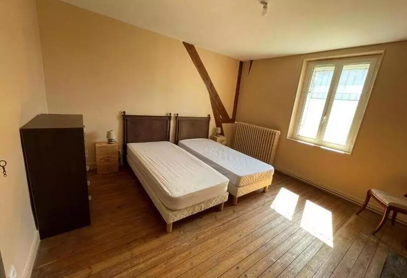 تختخواب و صبحانه Maison Prémartine