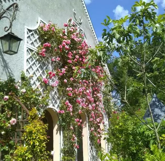 Aamiaismajoitus (B&B) Manoir De La Dube