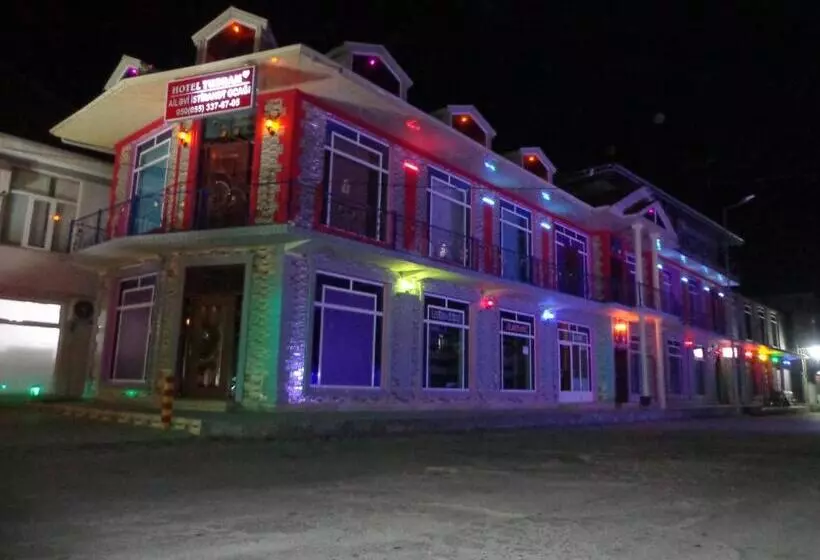 تختخواب و صبحانه Tubram S Ailəvi Qonaq Evi