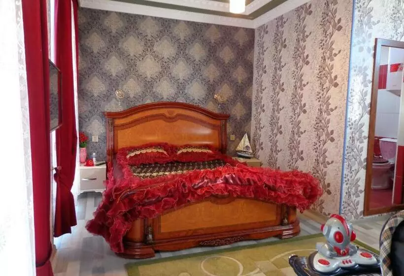 تختخواب و صبحانه Tubram S Ailəvi Qonaq Evi