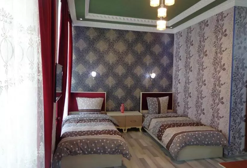 تختخواب و صبحانه Tubram S Ailəvi Qonaq Evi