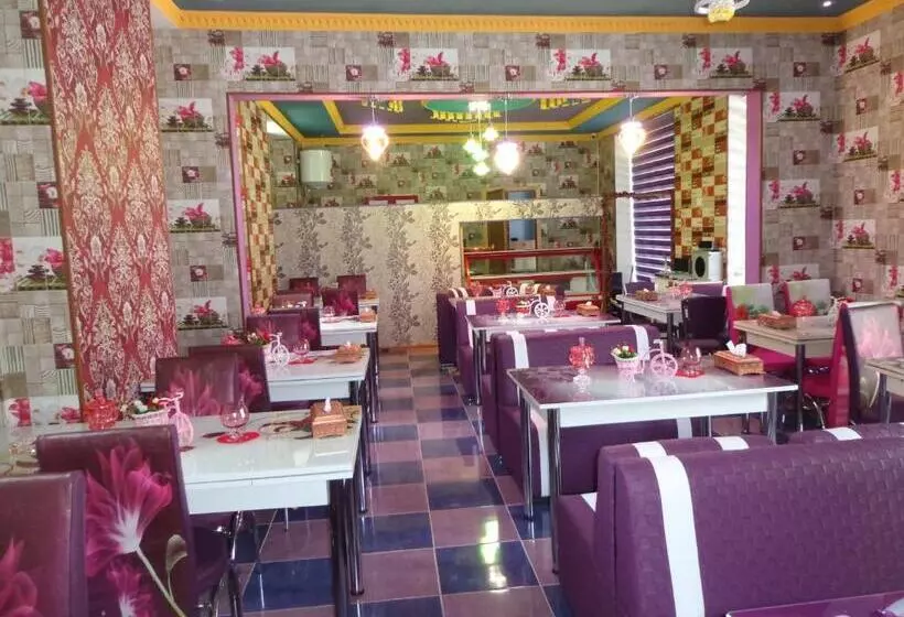 تختخواب و صبحانه Tubram S Ailəvi Qonaq Evi