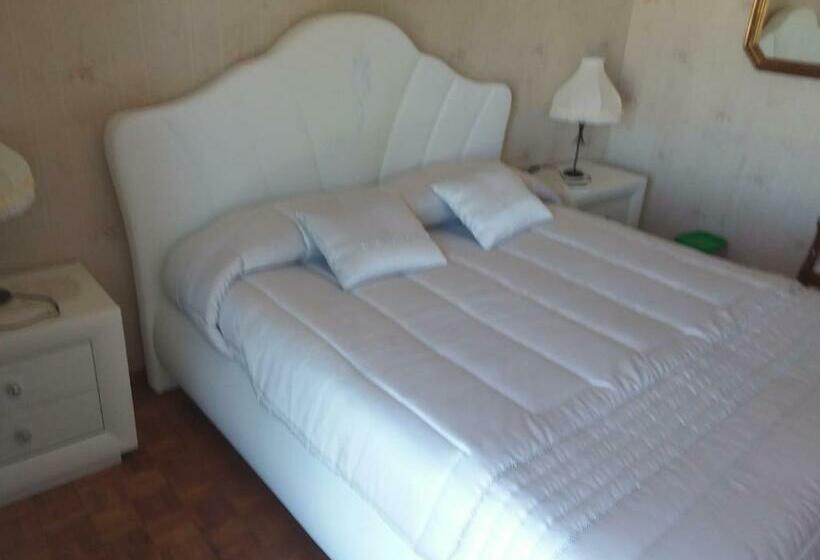 بنسيون Agrigento Villa With Pool