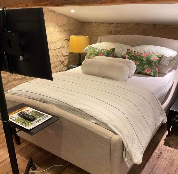 مبيت وإفطار La Grange