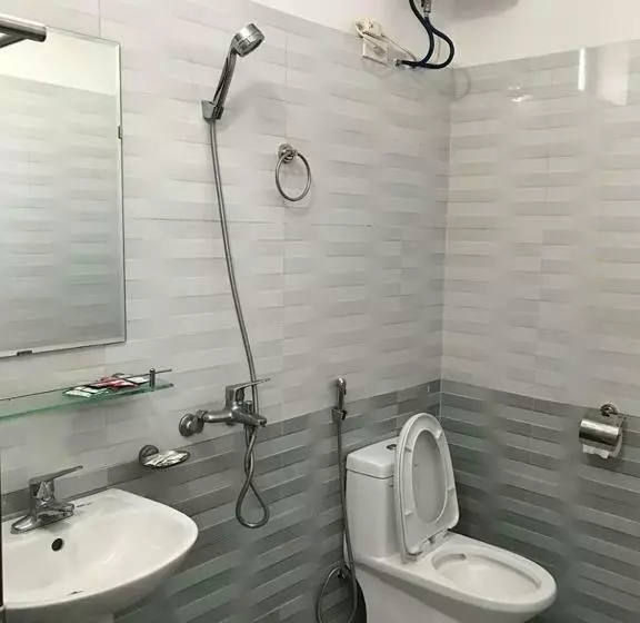 تختخواب و صبحانه Nhà Nghỉ Mạnh Bình