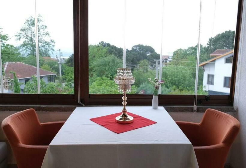 ホテル Kartepe Köşkü