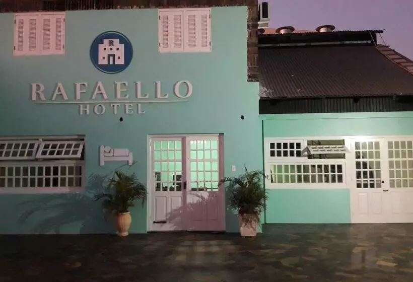 Hotelli Rafaello