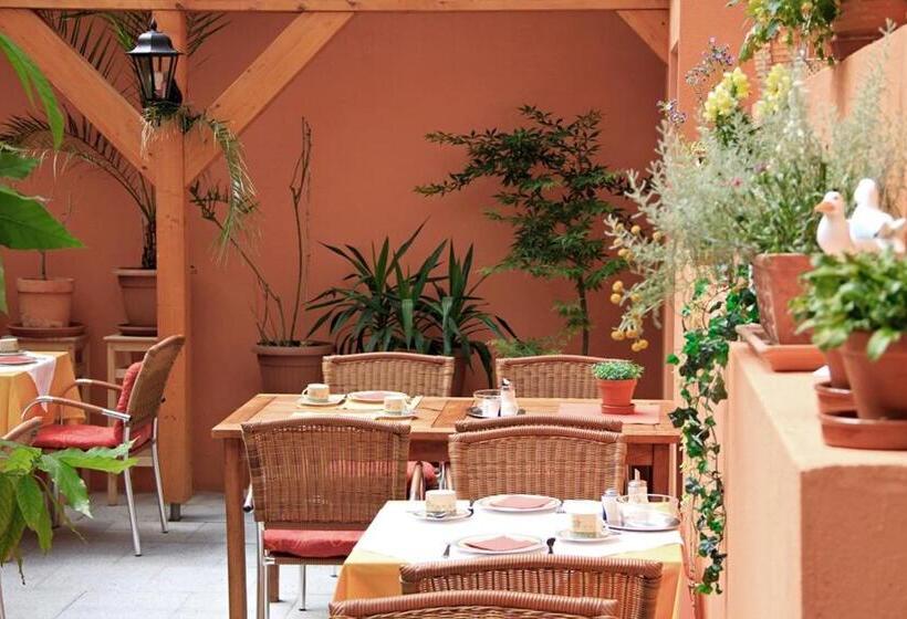 ホテル Zum Römer