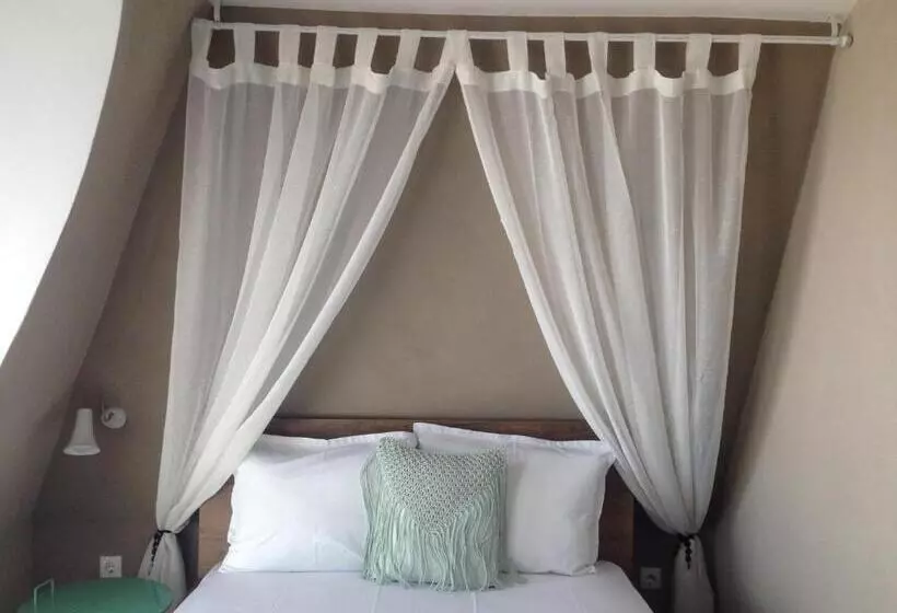 Majatalo Boutique Villa Amalia