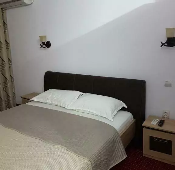 ペンション Casa Amiral