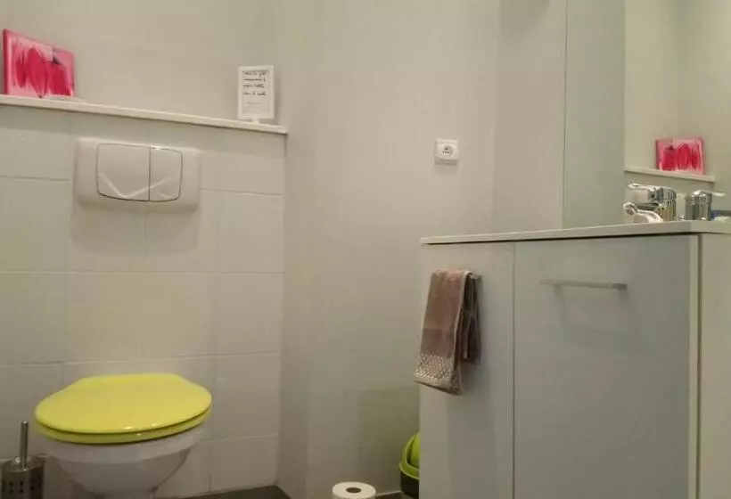 ペンション Chambre Condamine Spa