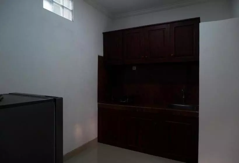 Majatalo Satria House Amed