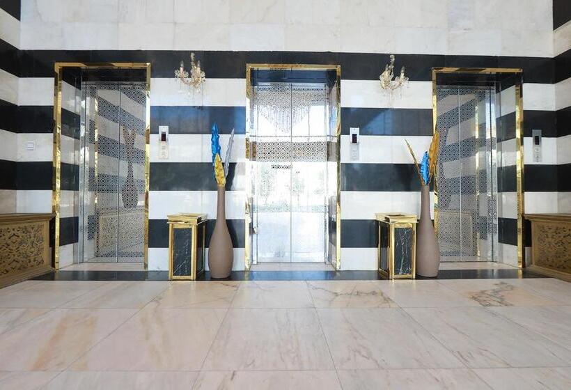 Отель Burj Al Saif