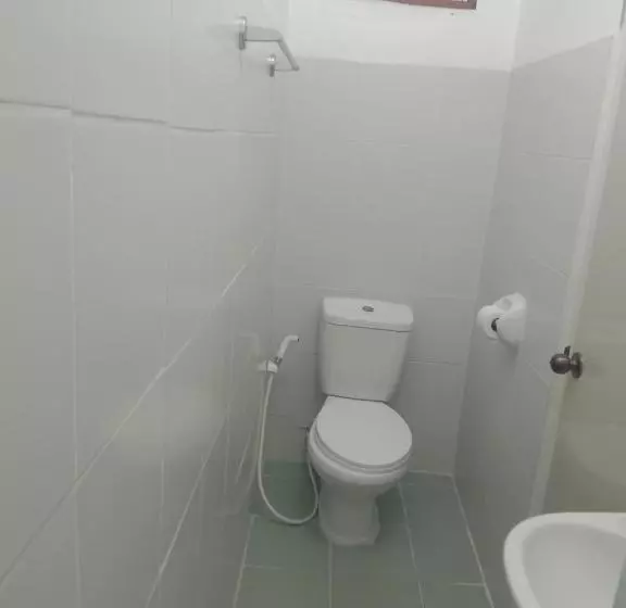 پانسیون Bucana Beachfront Guesthouse