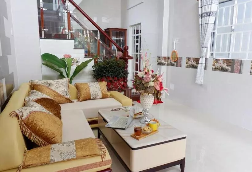 پانسیون Thịnh S House