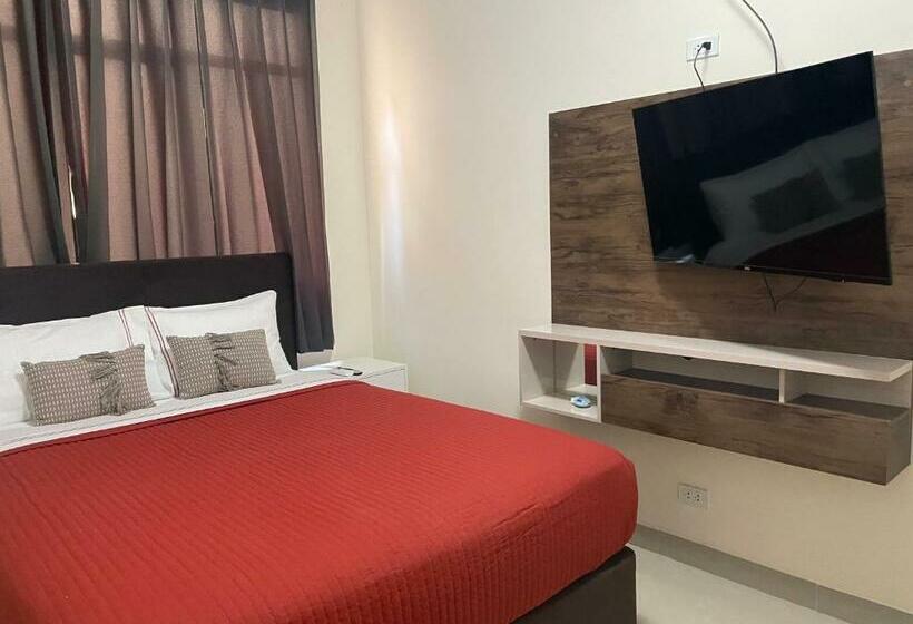 ユースホステル Calmelia