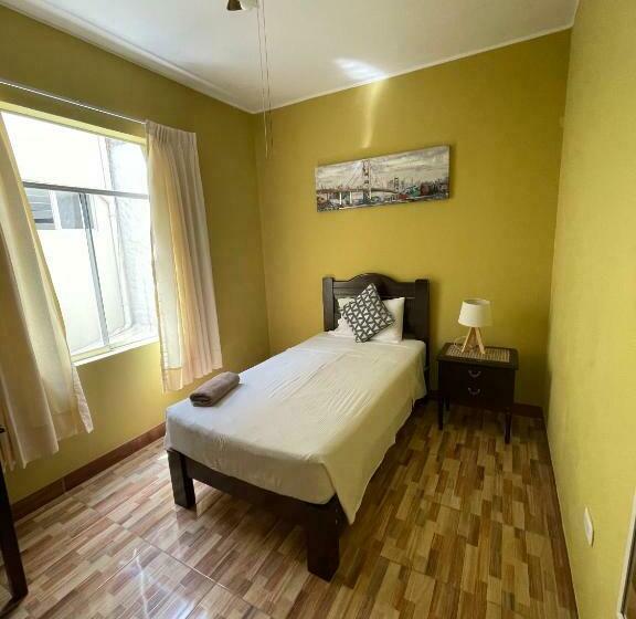 ユースホステル Calmelia