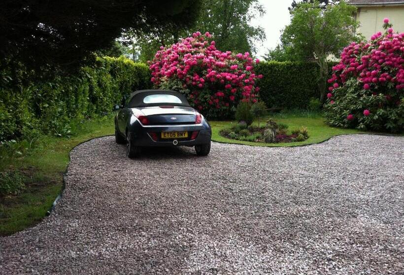 צימר Heatherdene House