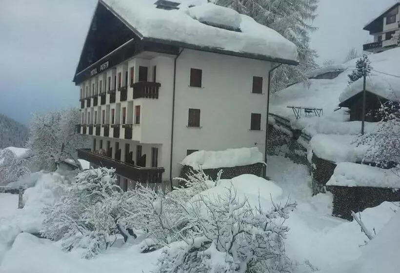 ホテル Albergo Posta