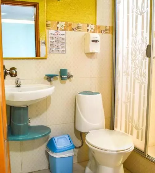 Majatalo Hostal R. Williams