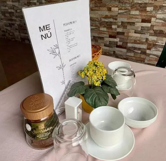 Majatalo Hostal R. Williams