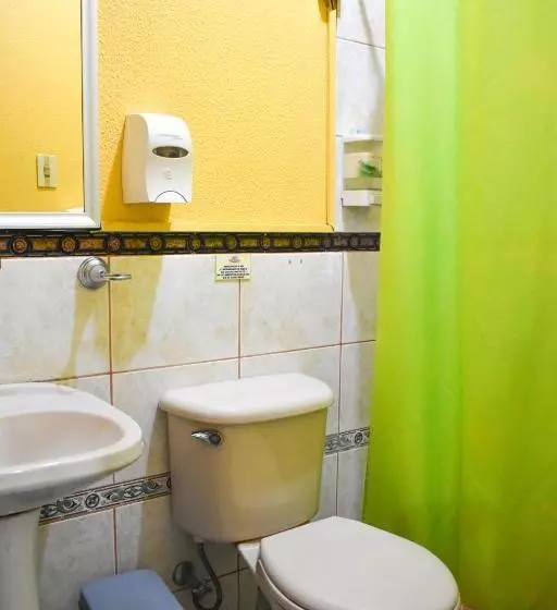 Majatalo Hostal R. Williams