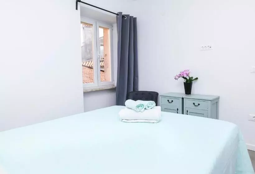 پانسیون M9 Rooms