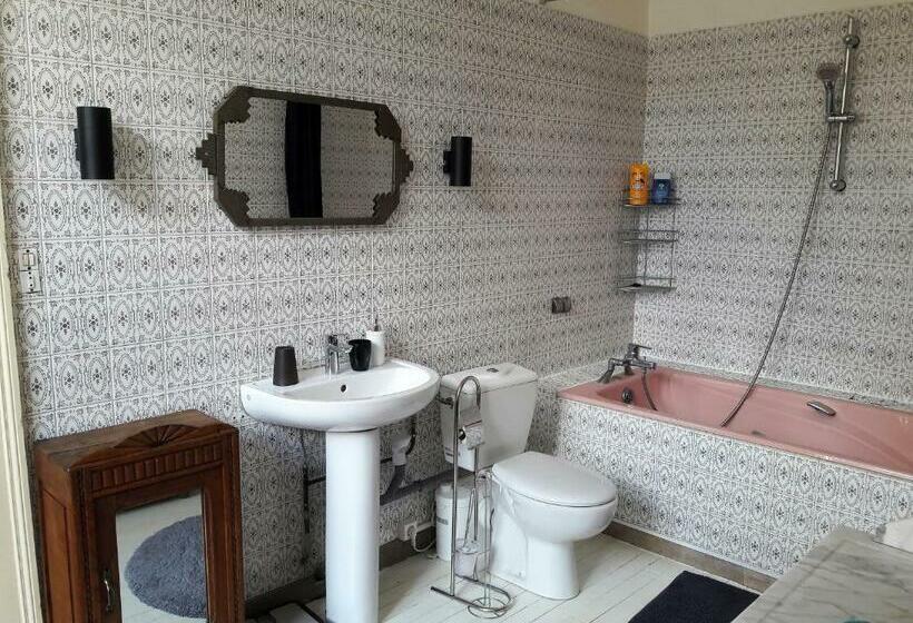 민박 Maison De 1853