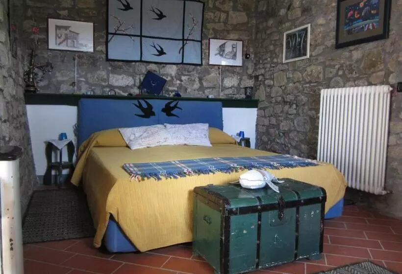 تختخواب و صبحانه Poggio Delle Rondini