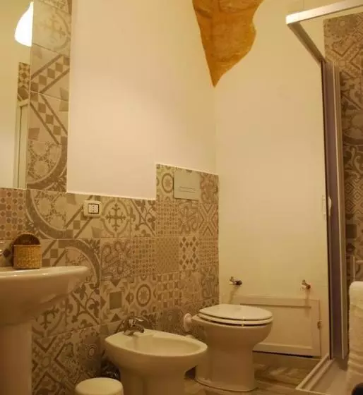تختخواب و صبحانه Zabbara