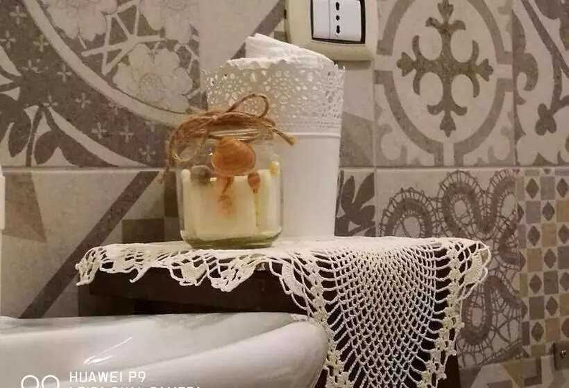 تختخواب و صبحانه Zabbara