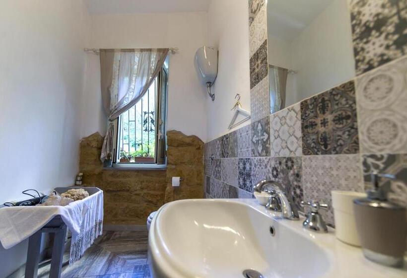 ベッドアンドブレックファースト Zabbara