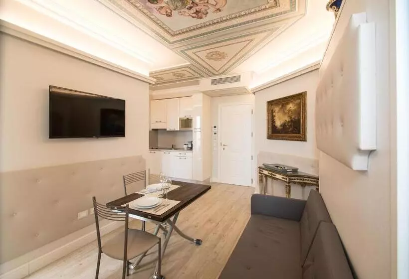 Opera Arte Suite Apartments