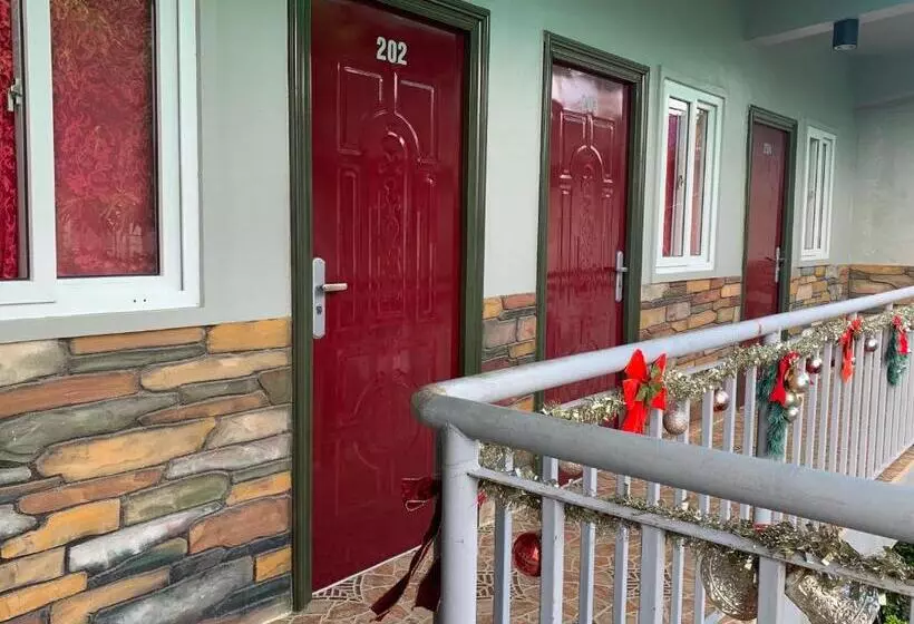 پانسیون First Baby Bytes Guest House