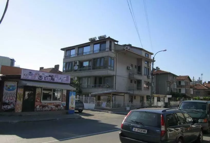 پانسیون Guest House Rositsa