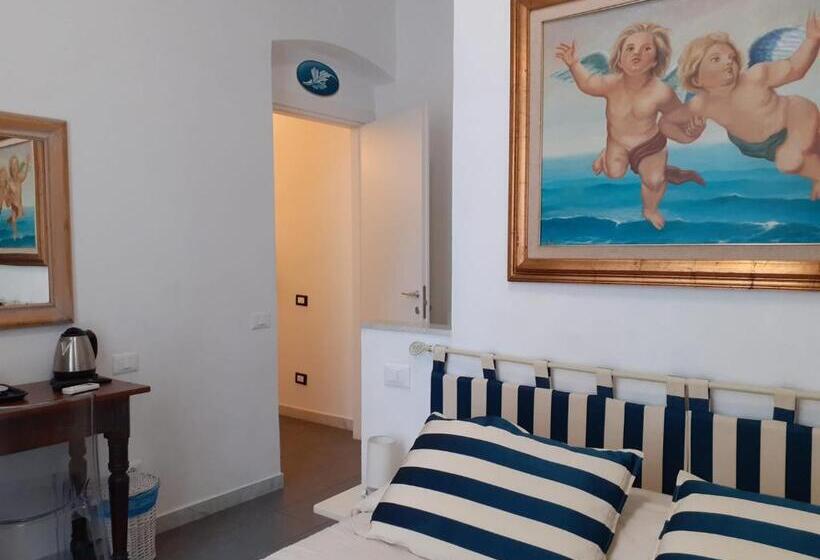 پانسیون L Angelo Blu