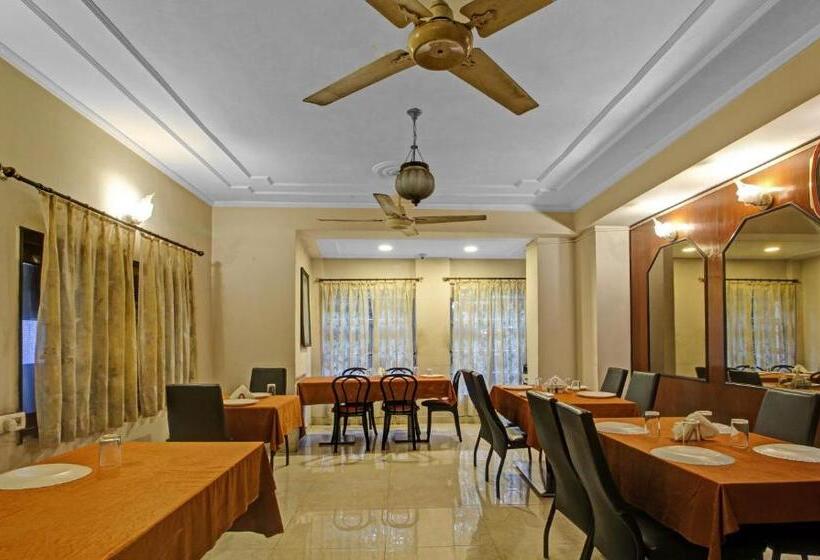 ペンション Treebo Mira Inn