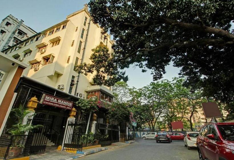 ペンション Treebo Mira Inn